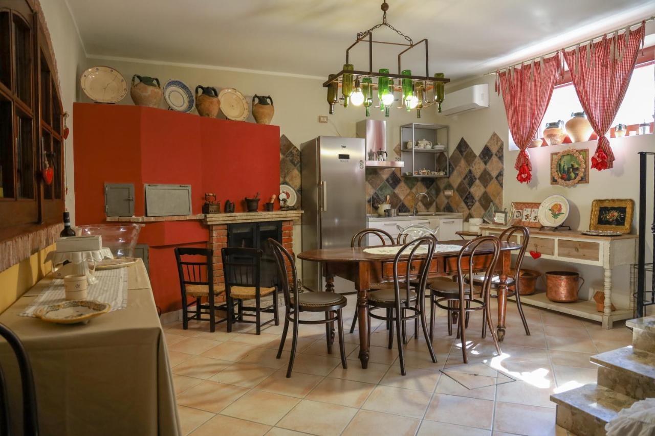 Guardia Sanframondi Agriturismo Cantina Morone מראה חיצוני תמונה