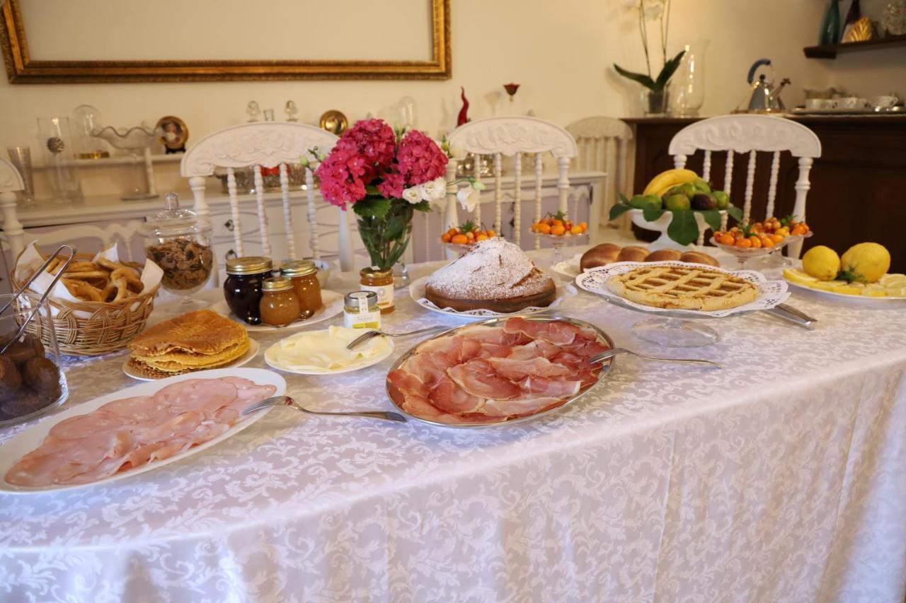 Guardia Sanframondi Agriturismo Cantina Morone מראה חיצוני תמונה